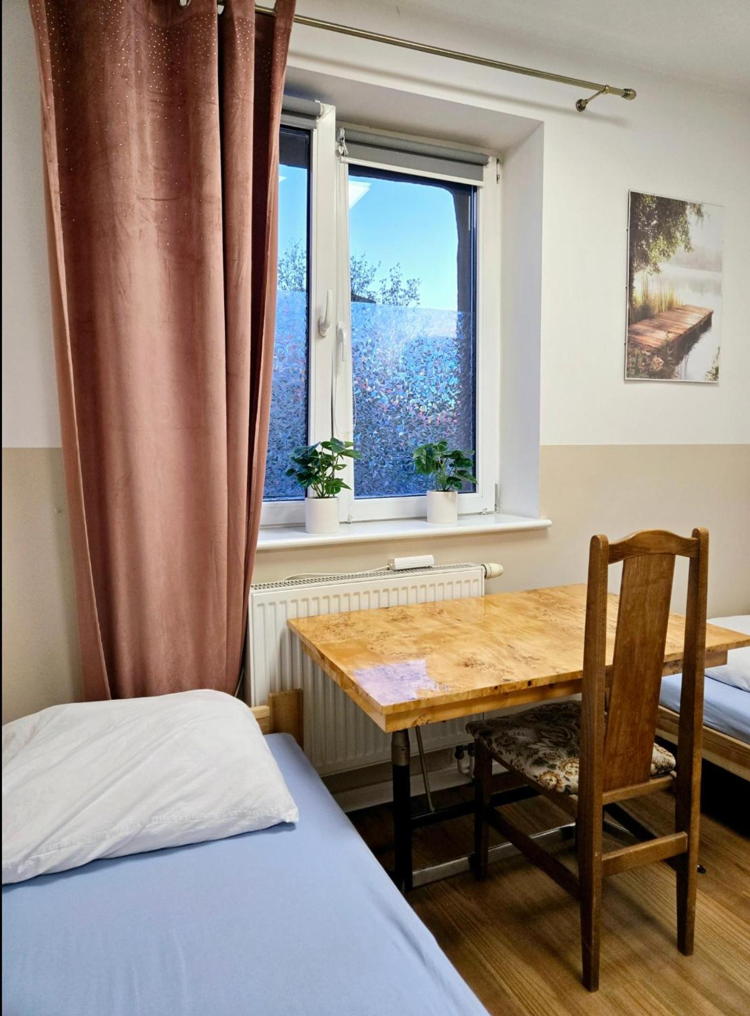 Rent Ursynow Vandrerhjem *