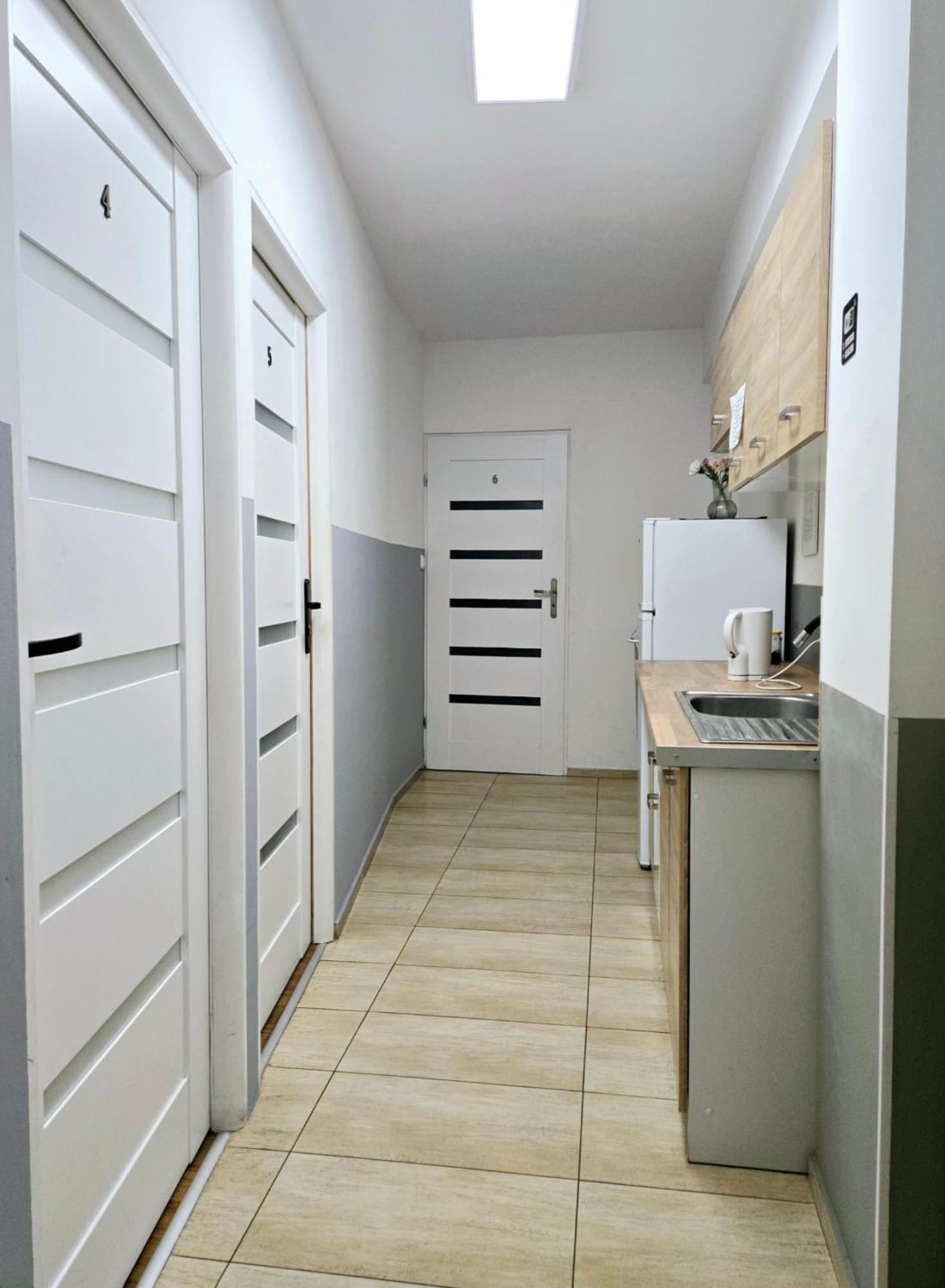 Rent Ursynow Vandrerhjem *